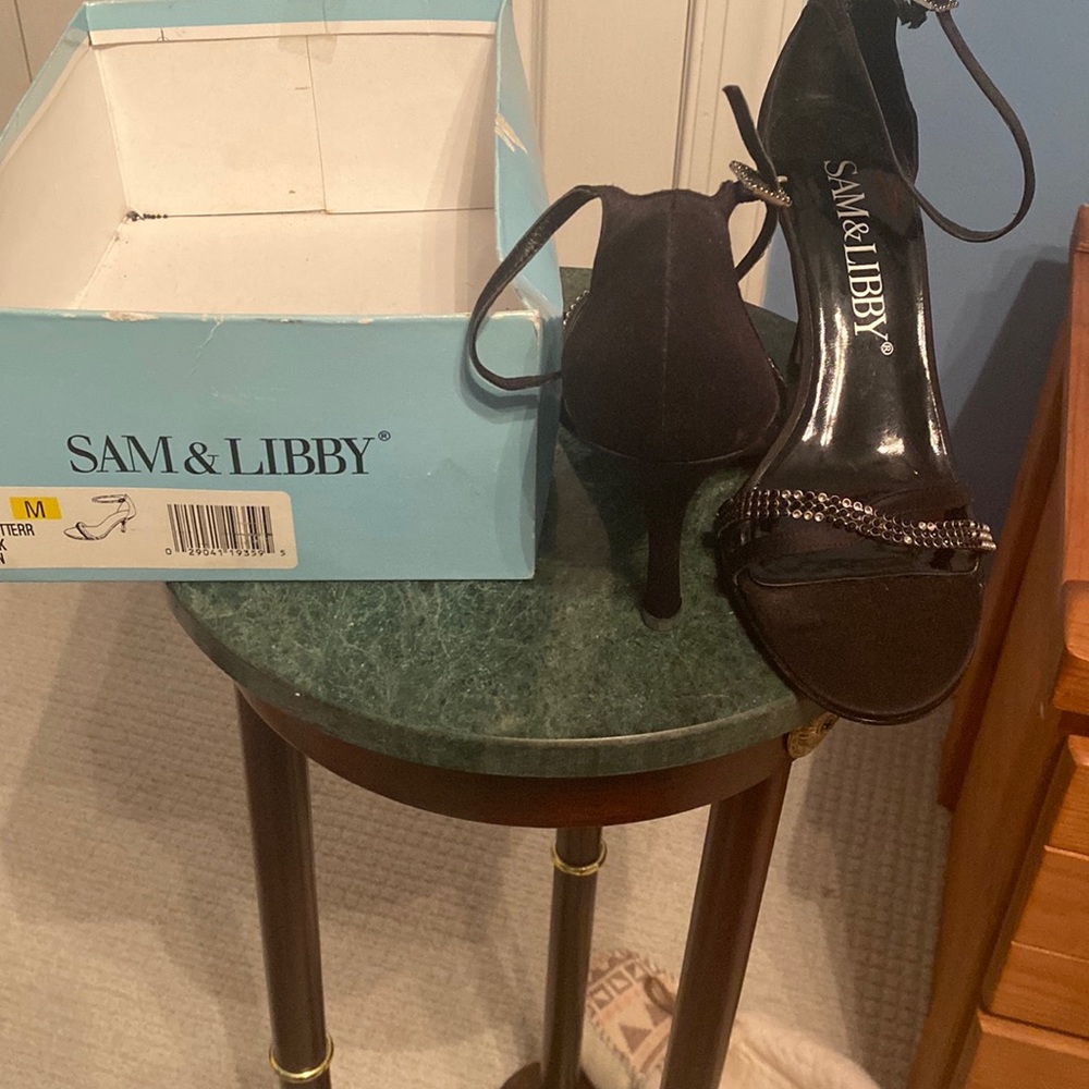 Sam & Libby beaded pump. Ankle strap. Brand new.